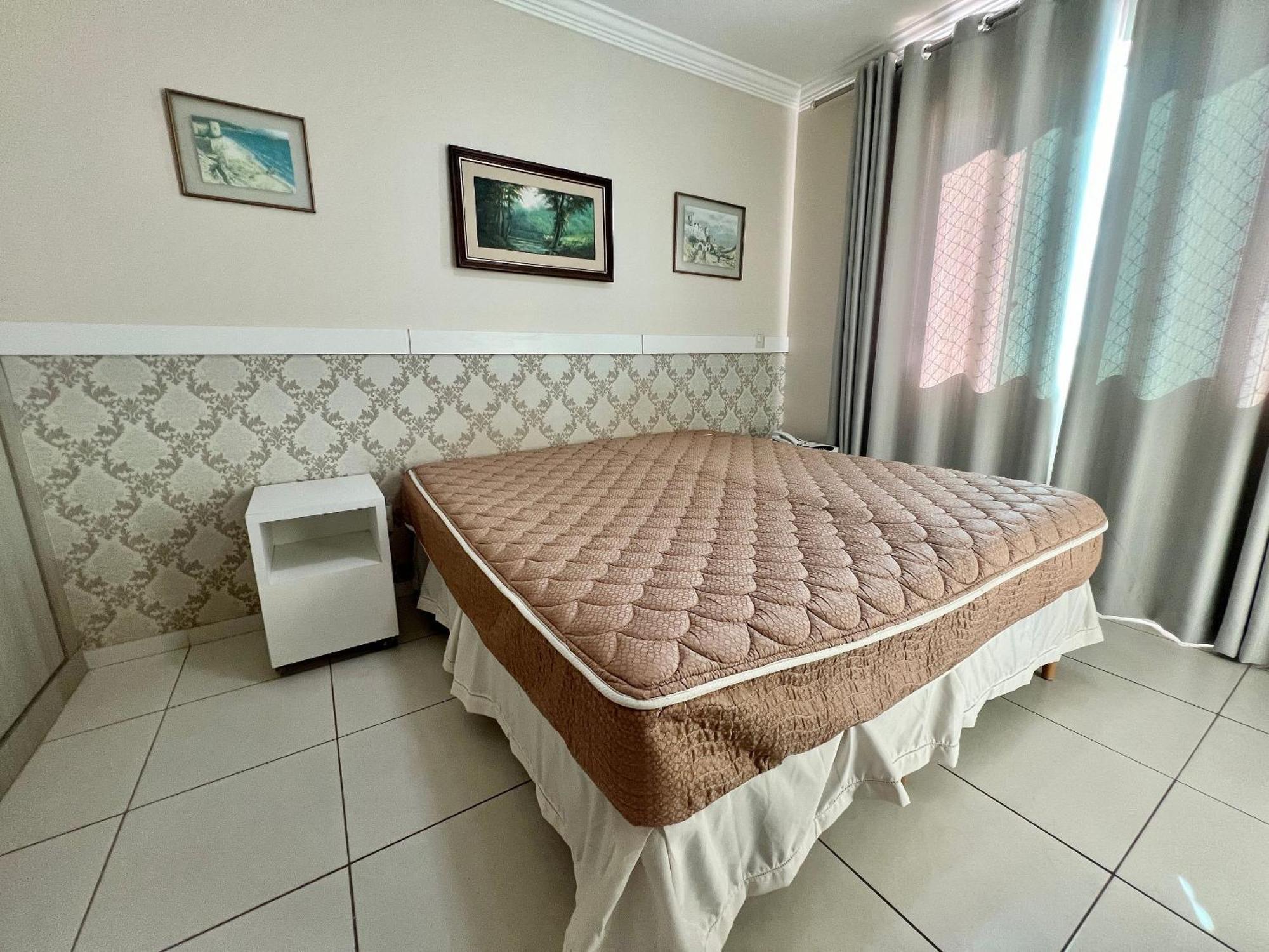 Riviera Park Com Banheira E Sacada Em Casa de férias Caldas Novas